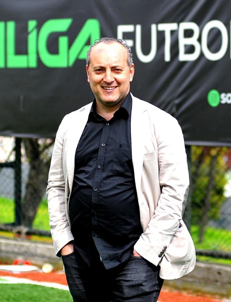 23 NİSAN KUTLU OLSUN / ERKUT KISA