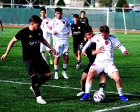 KÜÇÜKÇEKMECE İDMAN YURDUSPOR, NEFES ALDI: 3-0