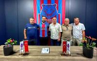 KUZEYİN KAPLANLARI, REİS İLE NİKAH TAZELEDİ